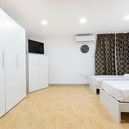 Apartman A Large House In With Bbq & Terrace By 360 Estates *