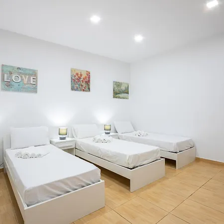 Apartment A Large House In With Bbq & Terrace By 360 Estates Pieta