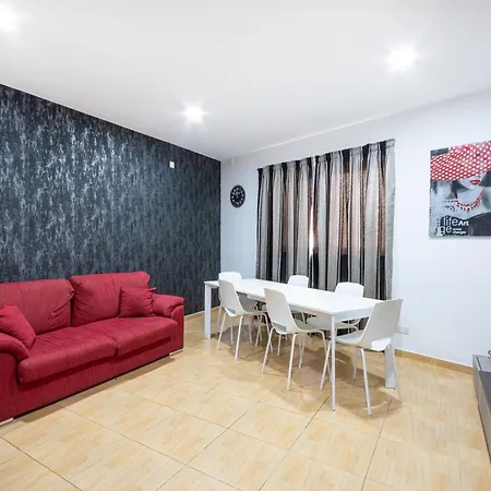 A Large House In With Bbq & Terrace By 360 Estates Apartment Pieta