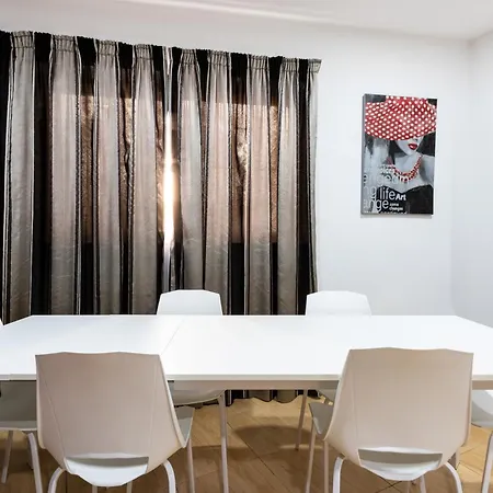 A Large House In With Bbq & Terrace By 360 Estates Apartment Pieta